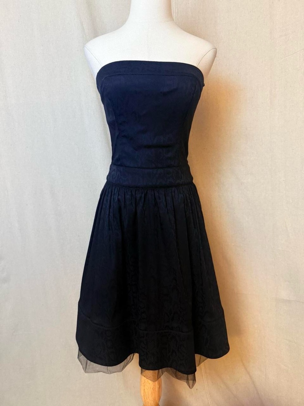 Betsey Johnson black jacquard strapless tulle party dress